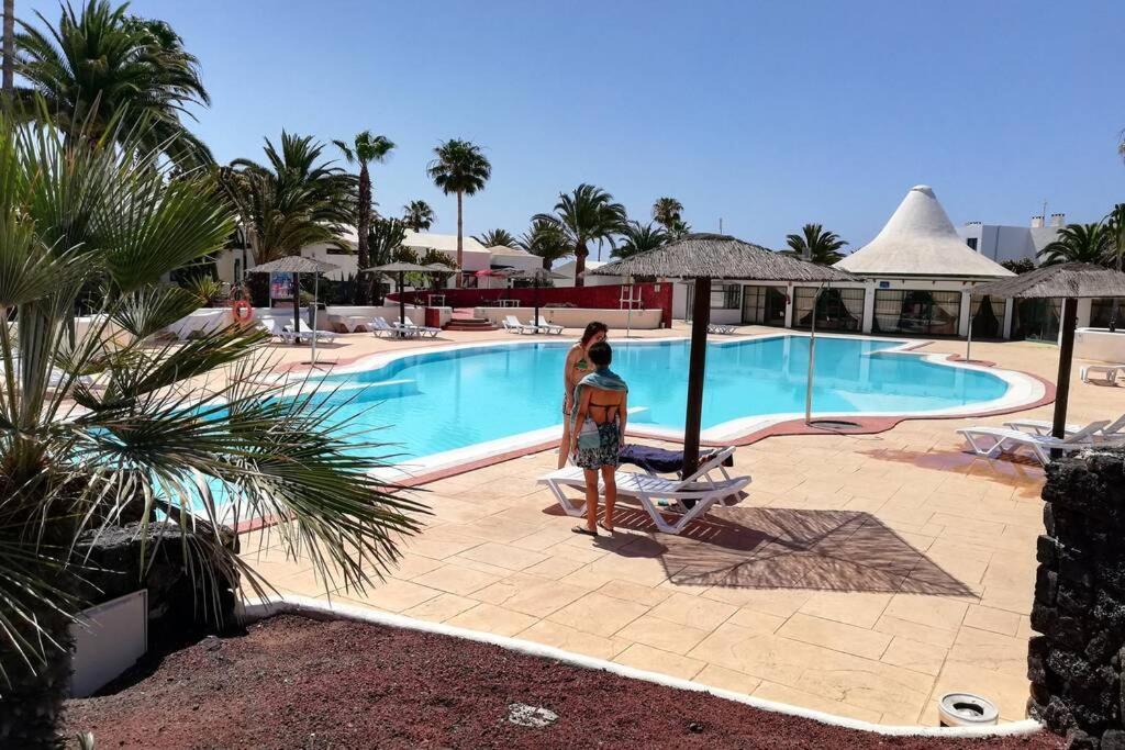 Apartamento Giovanni 09 Playa Roca Costa Teguise Eksteriør bilde